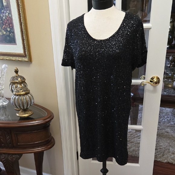 Victoria's Secret Black Sequin Short Sleeve Mini Dress Round Neck Fully Lined M - Picture 1 of 7